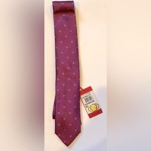 A perfect gift! Hugo Boss NWT Tie, silk, made in Italy